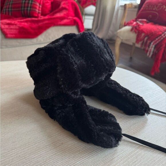 Faux Fur Black Trapper Hat - Picture 1 of 6